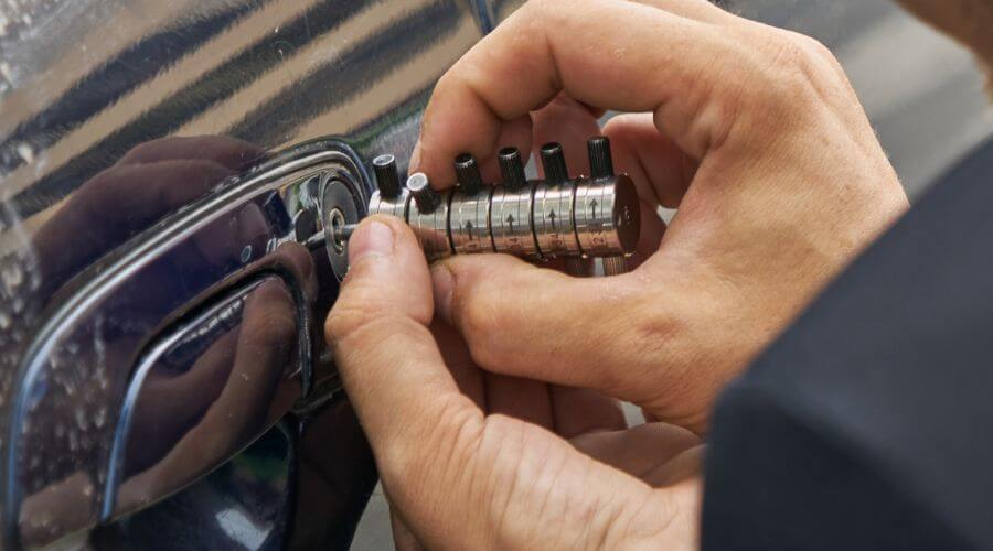 Expert Emergency Roof Repairs services in Sidnaw, MI