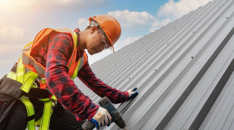 Professional Emergency Roof Repairs services in Sidnaw, MI